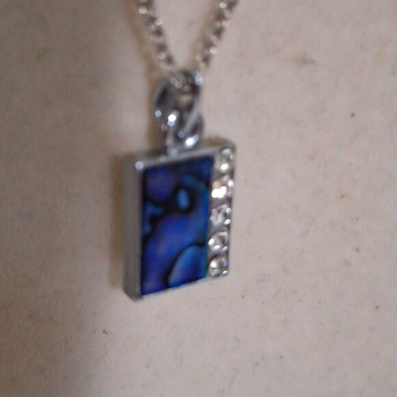 A Vintage Blue Abalone Women's Necklace Delicate Feminine Elegant Rhinestone - Picture 3 of 10